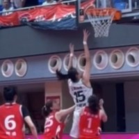 配合行云流水！江苏女篮在2025全国女篮锦标赛中狂胜陕西队77分