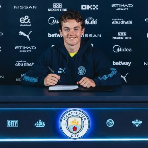 官方：曼城从罗森博格签下18岁挪威小将尼潘，双方签约五年